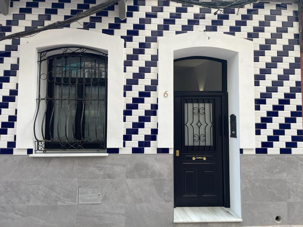 Apartamentos Sol Y Luna La Línea de la Concepción Exterior foto